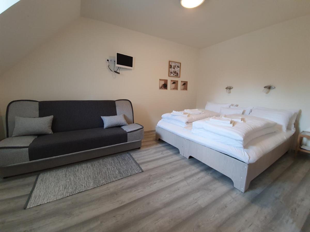 Harmonia Panzio Apartment Bogacs Exterior photo